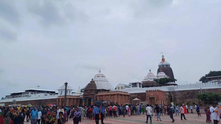 Unbelievable Ratna Bhandar Opening: Curious Devotees Flock to Puri Jagannath Temple